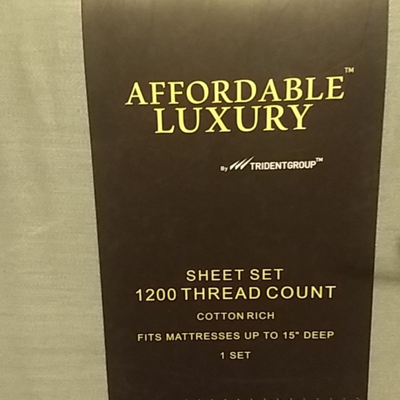 Sheet Set - Picture 2 of 4